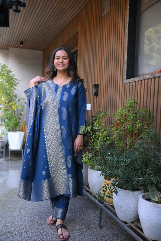 Banarasi Pashmina Suit Set