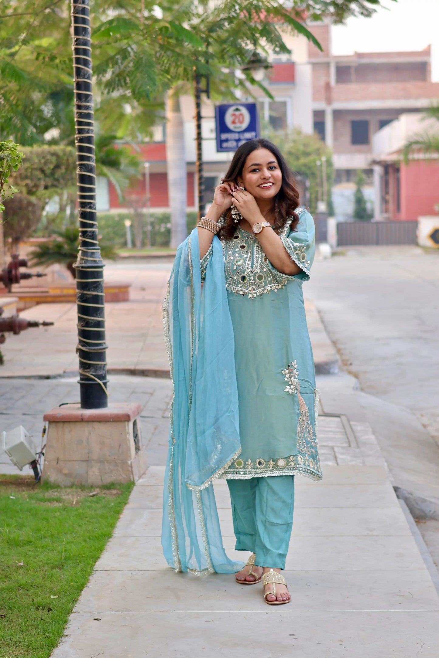 Jashna-e-Riwaayat Choga Set