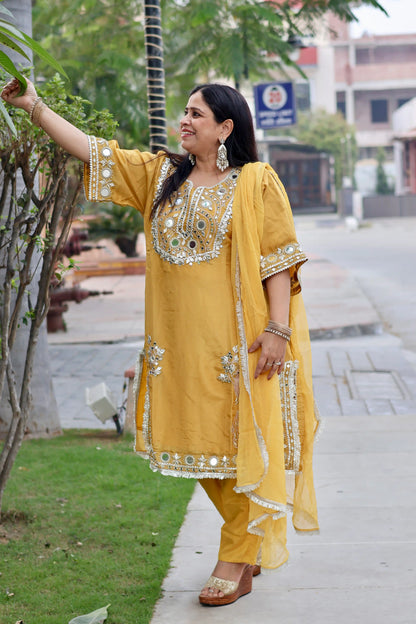 Jashna-e-Riwaayat Choga Set