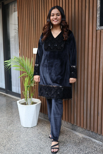Black Opéra Velvet Co-Ord Set