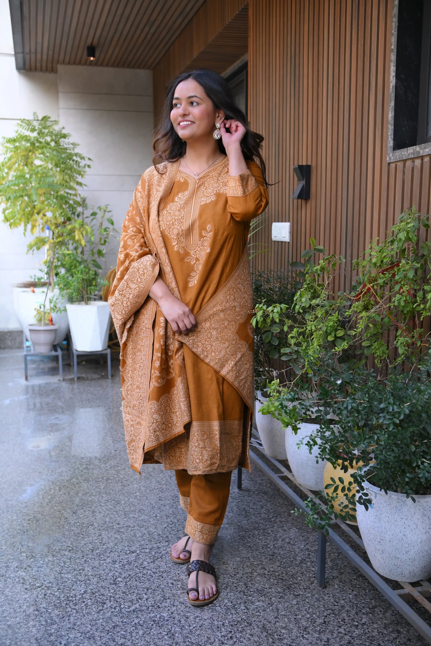 Banarasi Pashmina Suit Set