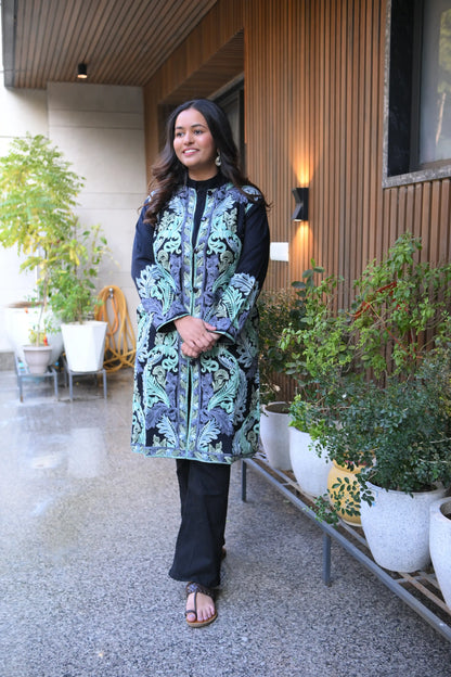 Soulara Aari Embroidered Solid Women's Jacket